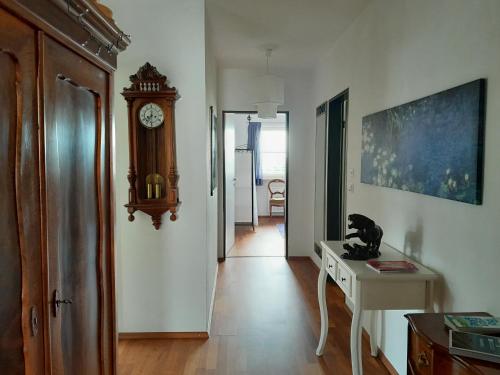 Gallery image of Ferienwohnung mit Klavier Wasserburg am Bodensee in Wasserburg am Bodensee