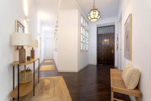 Genteel Home Larios
