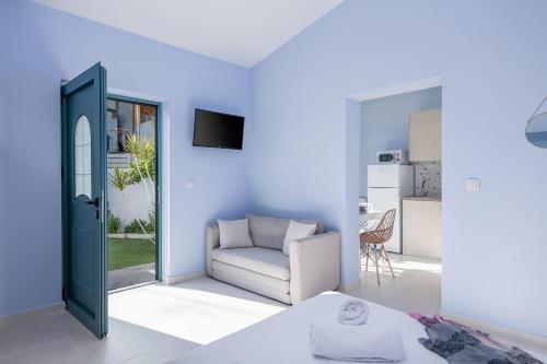 M City Apartments 100m from the beach