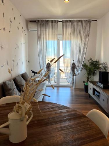 Eufonia Vinyl Friendly Apartment