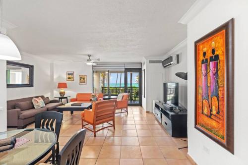 Posezení v ubytování Stunning Oceanfront Villa - 8190