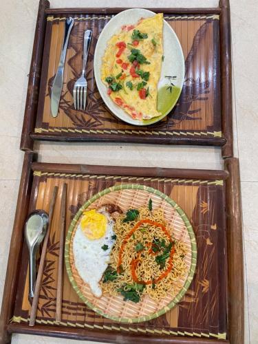 Φαγητό σε αυτή η εξοχική κατοικία ή κάπου εκεί κοντά