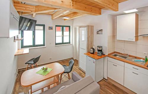 Kuchyň nebo kuchyňský kout v ubytování Ferienwohnung Malchow