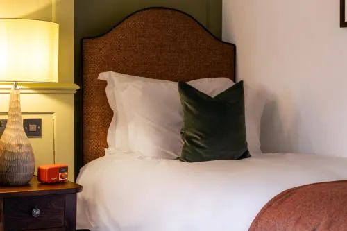 Coach & Horses Hotel photo 34