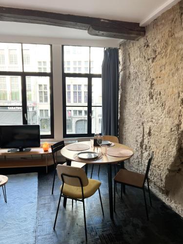 Posezení v ubytování Rustieke studio in hartje antwerpen