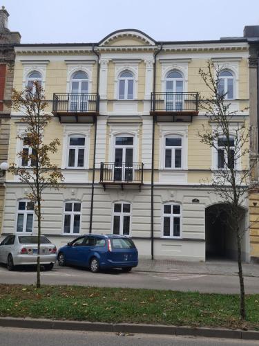 Apartament w Kamienicy 13