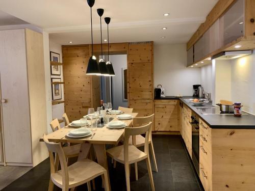 Kuchyň nebo kuchyňský kout v ubytování Apartment Residenza Chesa Margun 33-4 by Interhome