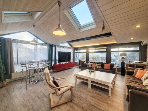 Posezení v ubytování Apartment Le SudOuest by Interhome