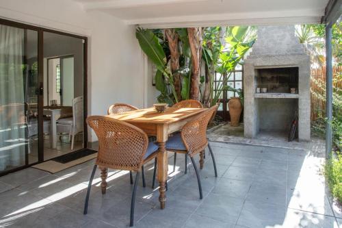 Αίθριο ή υπαίθριος χώρος στο Santika Getaway Cottage Stellenbosch