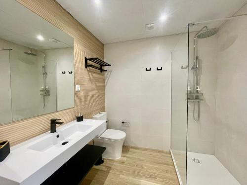 Suncoast Apartments