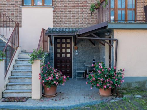 Η πρόσοψη ή η είσοδος του Apartment Il Borghetto di Castagnole-2 by Interhome