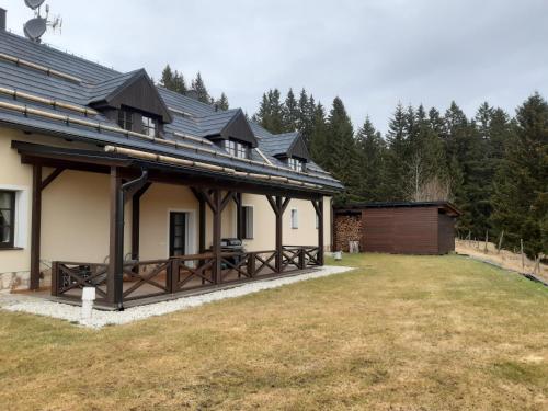 Budova, kde se apartmán nachází