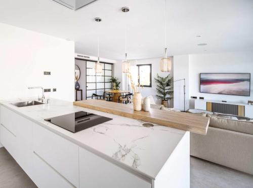 New luxury apartment in family resort w pools wifi