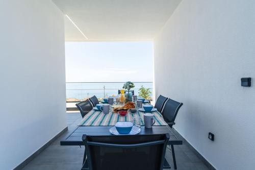 Villa Lunarenzo seaview, Pool, AC, parking