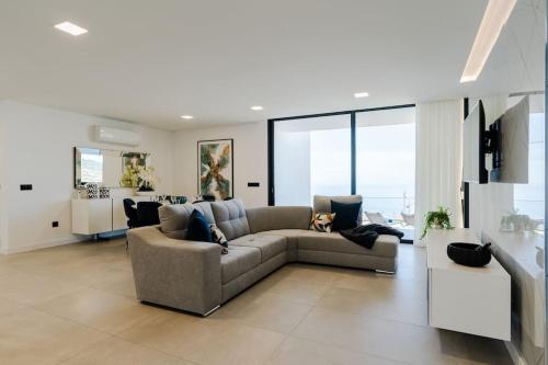 Villa Lunarenzo seaview, Pool, AC, parking