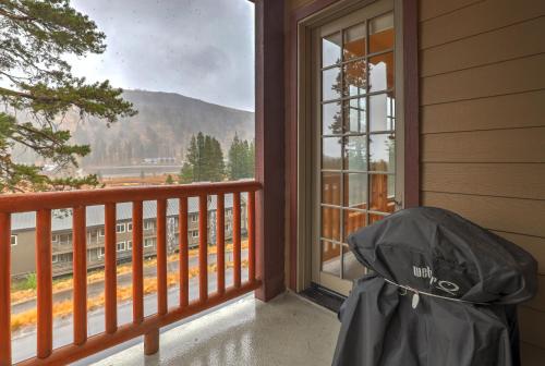 a balcony with a trash can and a window with a view at Grandeur at Elevation – 3 Bedroom Loft condo in Kirkwood