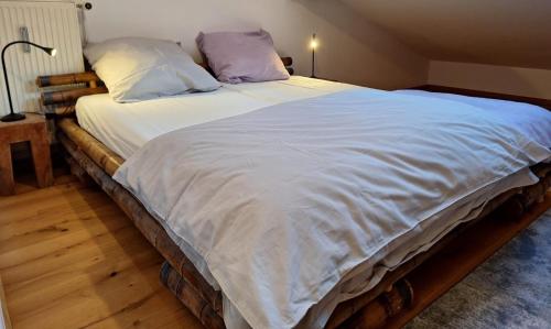 Katil atau katil-katil dalam bilik di Ferien-Loft Resi II - Infrarotsauna