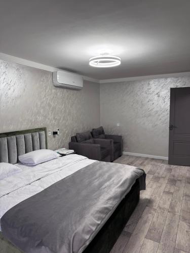 Galería fotográfica de On The Way Apartment en Getapʼ