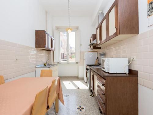 Vatican Comfortable Sunny Apartment