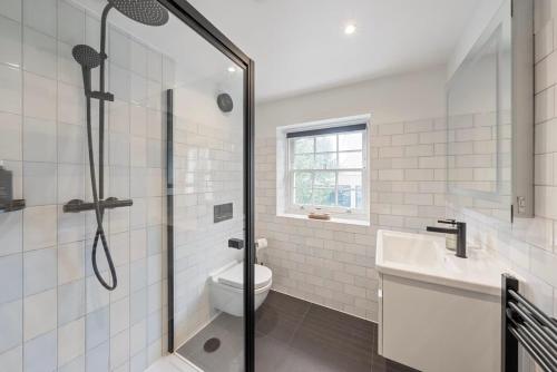 Foto Charming 2 bedroom 2 bathroom flat near Oxford St 3