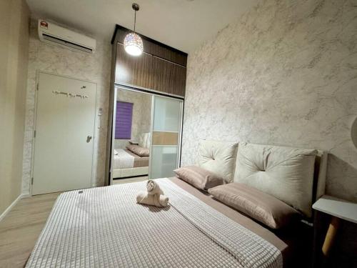 Postel nebo postele na pokoji v ubytování Comfy 4BR up to 14pax Seksyen 9 Bandar Baru Bangi