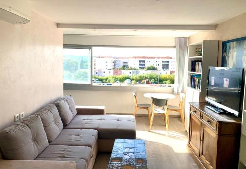 Appartement centre-ville du Lavandou 350 m de la plage