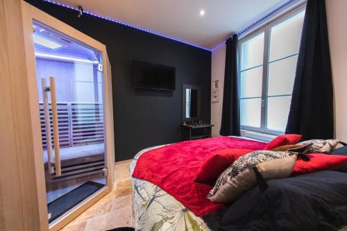 Photo de la galerie de l'établissement Appart’Détente *JACUZZI *HAMMAM*SAUNA*, à Chinon