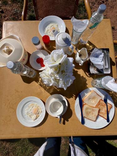 Afbeelding uit fotogalerij van Misty Peaks Resort in Murree