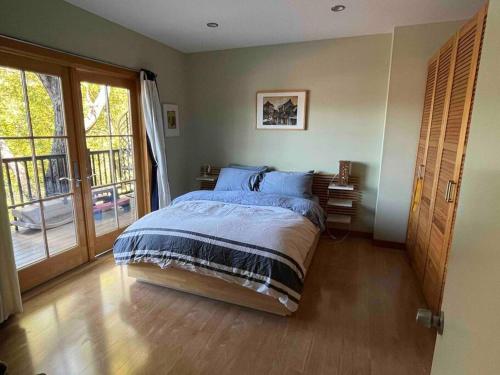 Katil atau katil-katil dalam bilik di Amazing View Villa in Marin Close to SF and Napa