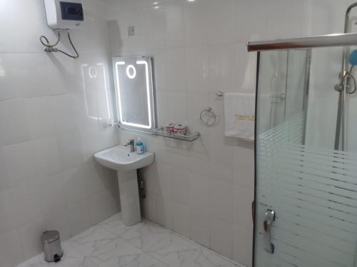 Galería fotográfica de PrimeAxis Hub Apartment en Ilorin