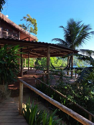 Taman di luar Glamping Sitio das Tartarugas