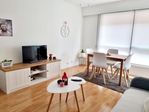 acogedor, con garaje, céntrico.