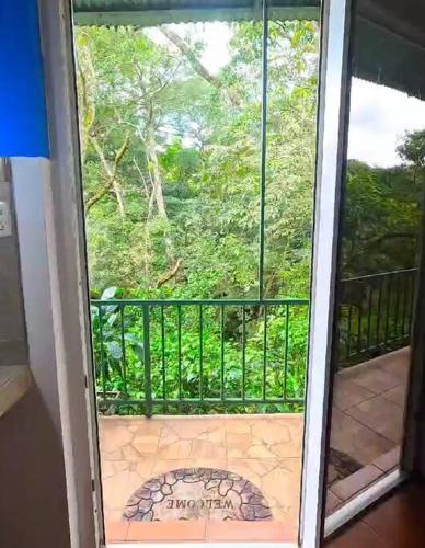Balkoni atau teres di hospedaje Cuidad Colon Costa Rica