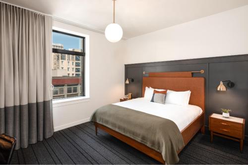 The State Hotel Image