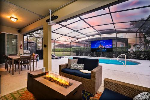 Heated Pool Hot Tub Lazy River Game Room photo 5