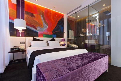 Gallery image of Signature Boutique Hotel in Ho Chi Minh City