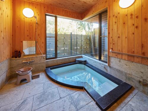 Ito Omuro onsen KAGURATEI 伊東 大室温泉 神楽邸 -温泉付-