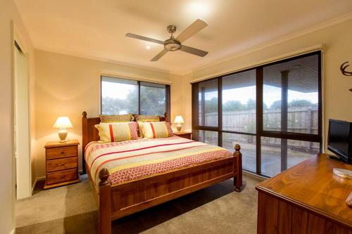 Una cama o camas en una habitación de SaltAir on Altair