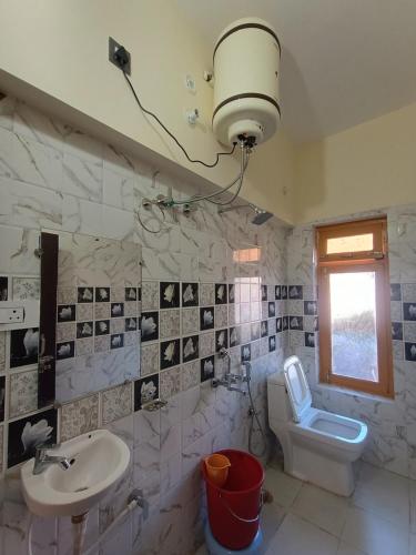 Ένα μπάνιο στο Vasudev Homestay