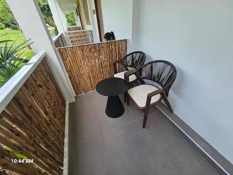 Area soggiorno di 8 Bedroom Monkey Villa 102