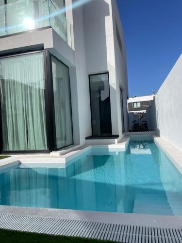 Luxury Villa in Melenara