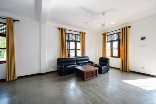 Χώρος καθιστικού στο Sky House Ahangama