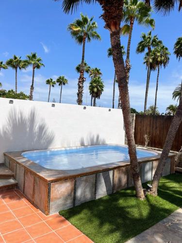 Πισίνα στο ή κοντά στο Villa Bastion del Swing with Heated Pool