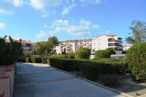 Photo de la galerie de l'établissement Appartement 2 pièces 4 couchages SAINT CYPRIEN SC020-105, à Saint Cyprien Plage