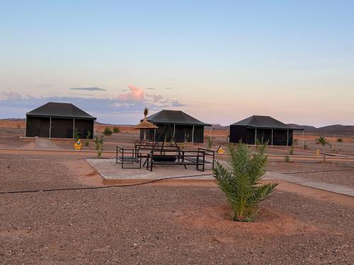 Příroda nedaleko luxury tent