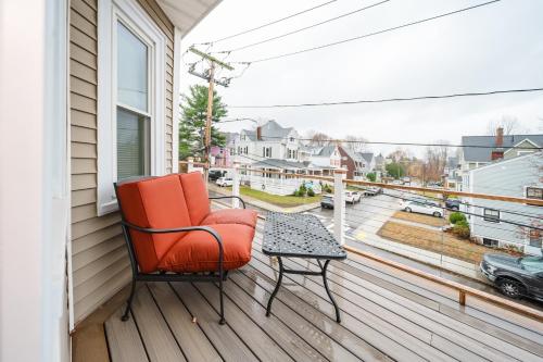 Χώρος καθιστικού στο 76-2 5BR Cozy Apartment in Boston