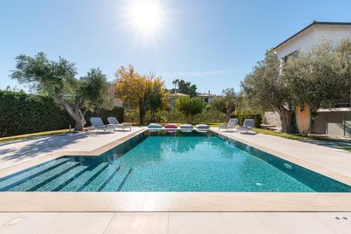 White House Villa | Pefkochori