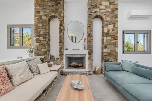 White House Villa | Pefkochori