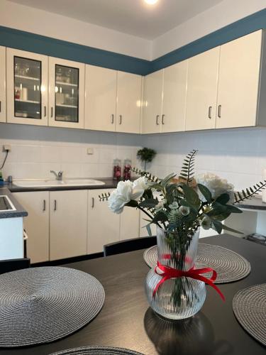 Dapur atau dapur kecil di L aparts Thessaloniki