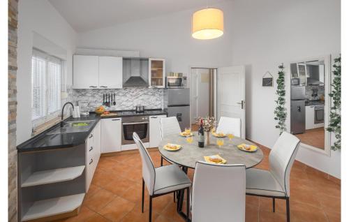 Pet Friendly Home In Porec